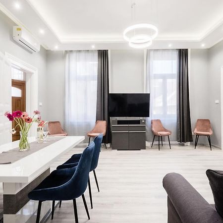 Prime Star Deak Ter Modern Luxury Apartments Будапеща Екстериор снимка